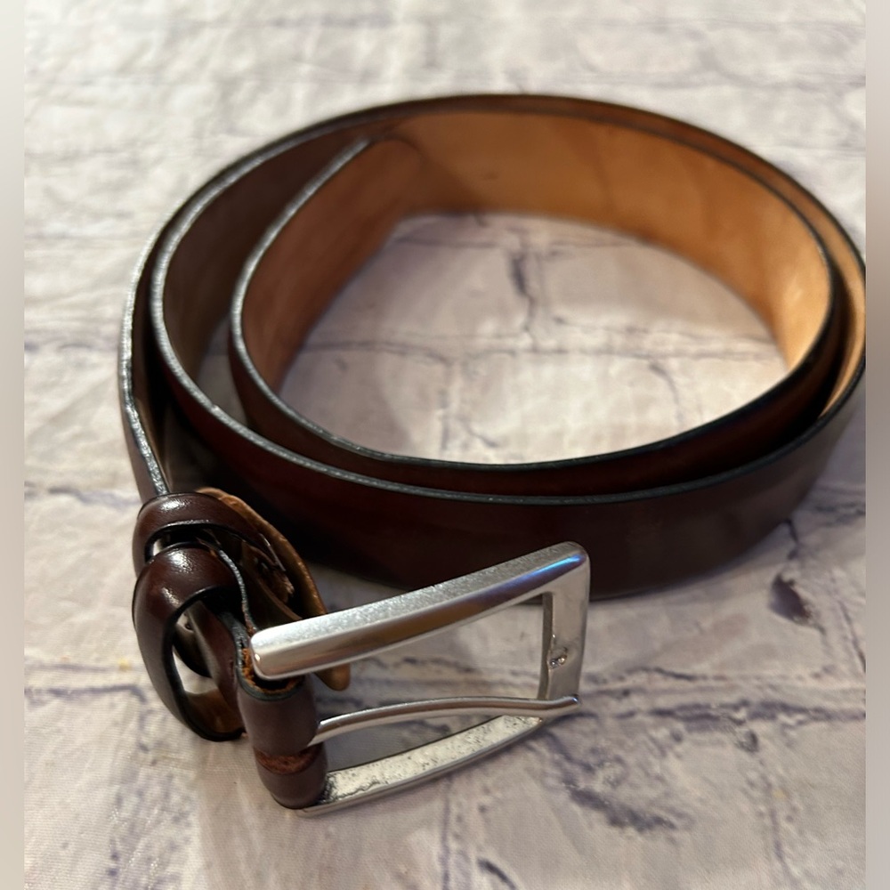 MADE IN ENGLAND GENUINE LEATHER BROWN WITH SILVER TONE SOLID BRASS BUCKLE BELT